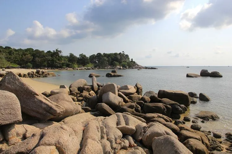 Beach hopping tour in Bintan